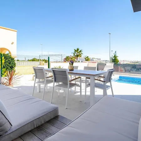 De Lujo Con Piscina Villa Orihuela
