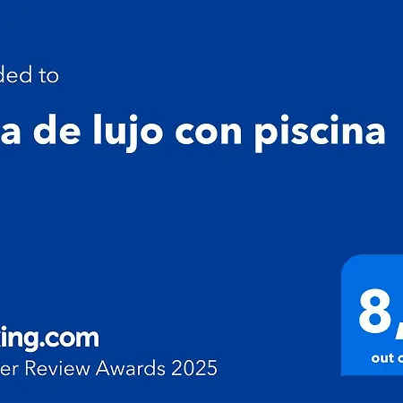 De Lujo Con Piscina Villa
