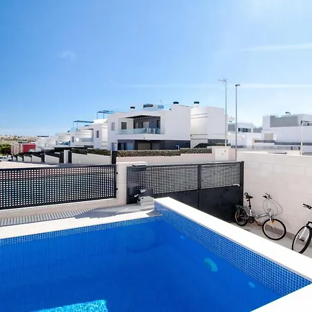 De Lujo Con Piscina *