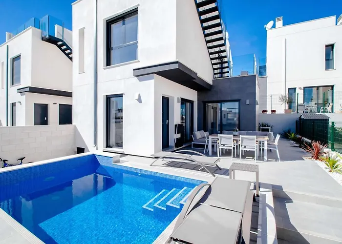 De Lujo Con Piscina *